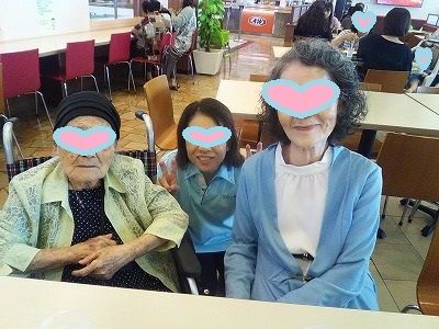 １０月のランチ外出デイサービスてだこ苑