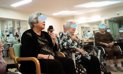 大晦日のデイサービスはカラオケで締めました(^o^)