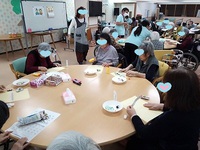 毎月恒例カレンダー作り☆デイサービスてだこ苑