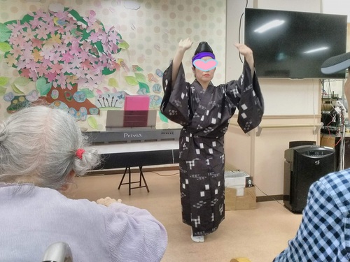 誕生会を開催しました(*^-^*)　デイサービスてだこ苑