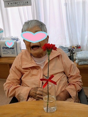 母の日の様子　ケアホームてだこ苑
