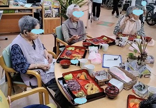 母の日膳　デイサービスてだこ苑
