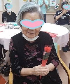 母の日会☆デイサービスてだこ苑　part②