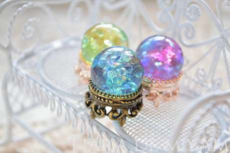 ＣＯＬＯＲＦＵＬ。
