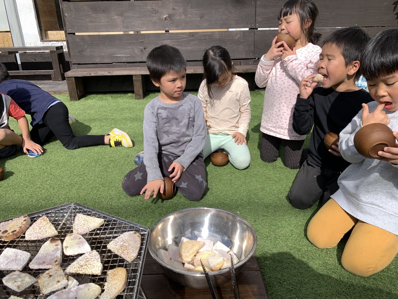 なんでも焼き 山芋とふりかけおにぎり 質の高い活動が毎日を彩る