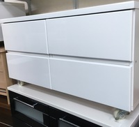沖縄県那覇市から、ミニチェストとテーブルの買取りでーす♪ 2017/06/27 20:40:47
