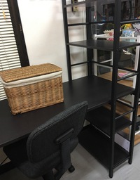 沖縄県那覇市から、デスクセットと扇風機の買取りでーす♪ 2017/07/25 13:40:23