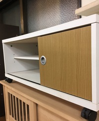 沖縄県浦添市から、テレビボードとミニ食器棚の買取でーーす♪ 2017/05/29 12:58:43