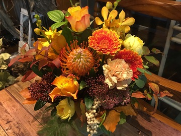 秋から冬への、イイ～感じの花が入荷