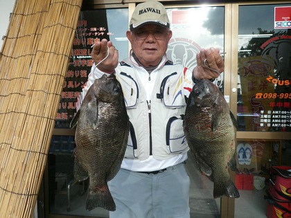 久手堅憲秀さん南部海岸★良い型オキナメジナ数釣り釣果(^O^)