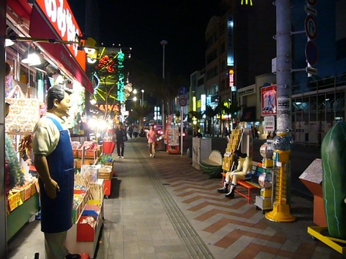 沖縄本島の夜