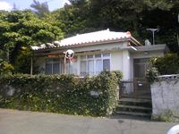 瓦屋根の家