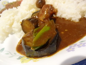 カレー屋　ふぁぶ　北谷　バイキング　食べ放題　砂辺