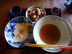 中城村　悠愉樹庵（ゆうゆじゅあん）沖縄そば　郷土料理　