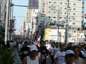 3年連続NAHAマラソン①国際通り