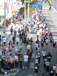 3年連続NAHAマラソン③40km（赤嶺駅）付近