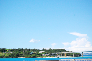 こないだの海と空