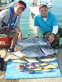 辺野古沖磯夜釣大物釣果（またでました大型ＧＴ連発！） 2012/05/06 09:18:55
