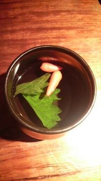 金魚のお湯割り焼酎？？