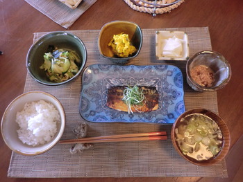 タニタ