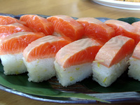 虹鱒すし
