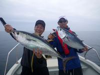 ナブラ撃ちで何と！マグロにカツオGET！？