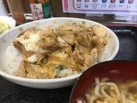 こっころこ（チキンの丸焼き）