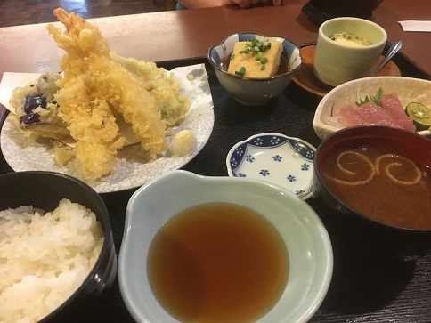 オークドライブイン