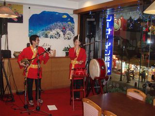 島唄三線ライブ＠国際通り「らん」