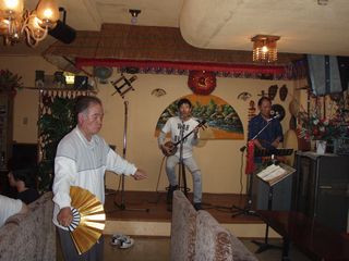 韓国の楽器を持参で民謡酒場へ！