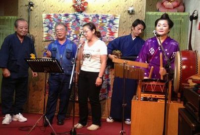 ♪ 那覇の民謡酒場　“歌姫”に行ってきました　♪