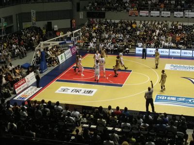 琉球ゴールデンキングスの試合に行きました～