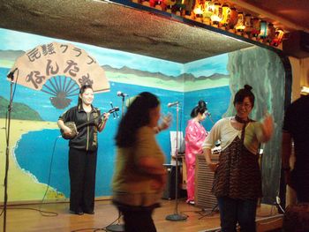 ライブハウス～民謡酒場＠コザの熱すぎる夜