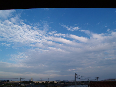 今日の空