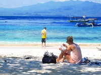 ギリ・トラワンガン６日目 2012/07/13 12:00:00