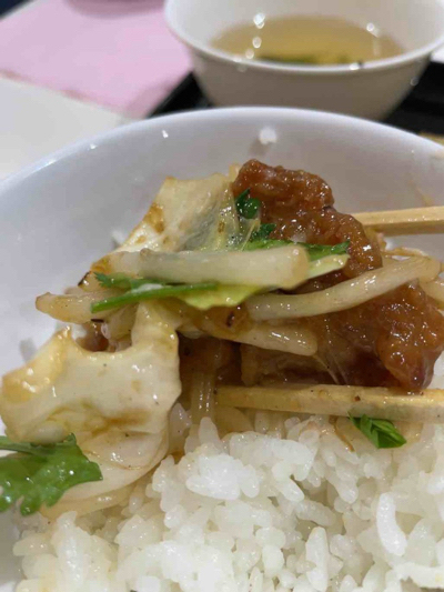 【江東区界隈/新浦安駅周辺】トンカツの翌日もコッテリ行け！「肉野菜炒め ベジ郎」「Gran Via新浦安店」