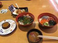 海鮮丼 2022/04/23 21:08:52