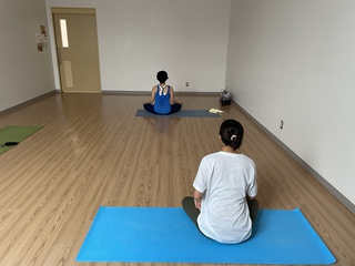 豊見城　空手会館「しっかり動くクラス」スタートです。