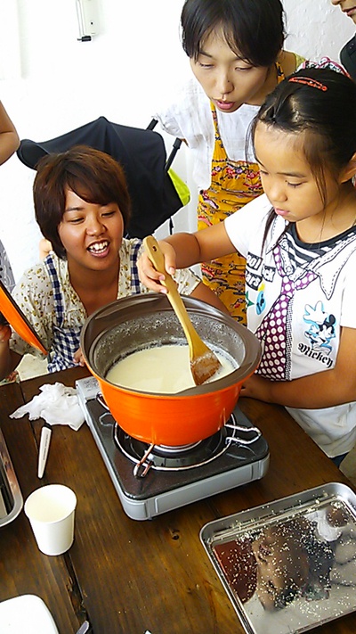 親子で体験♪うちな～豆腐づくり♪